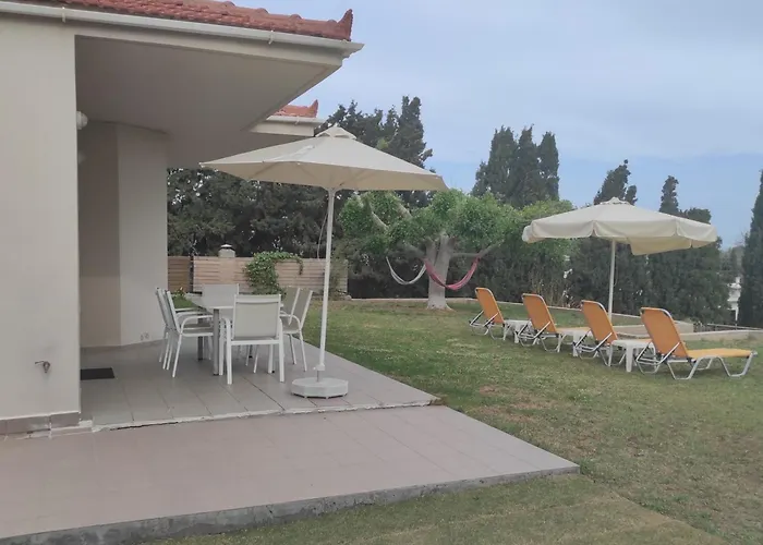 Sea Breeze Holiday home