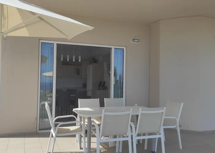 Holiday home Sea Breeze
