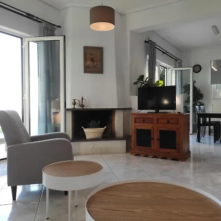 Sea Breeze Holiday home