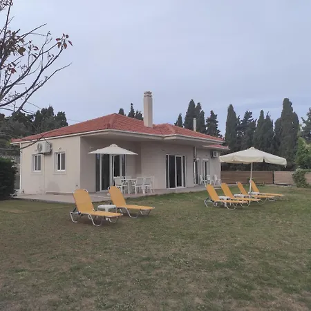 Holiday home Sea Breeze *